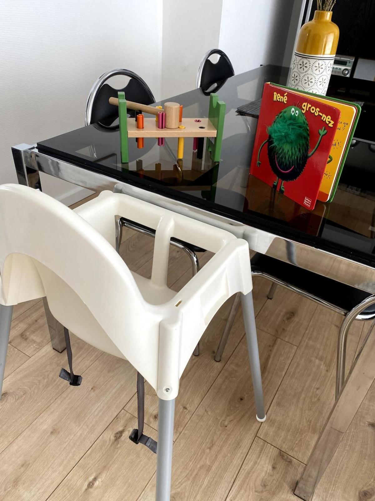 Appartement Lumineux, Idealement Situe - Enfants Bienvenus Namen Buitenkant foto